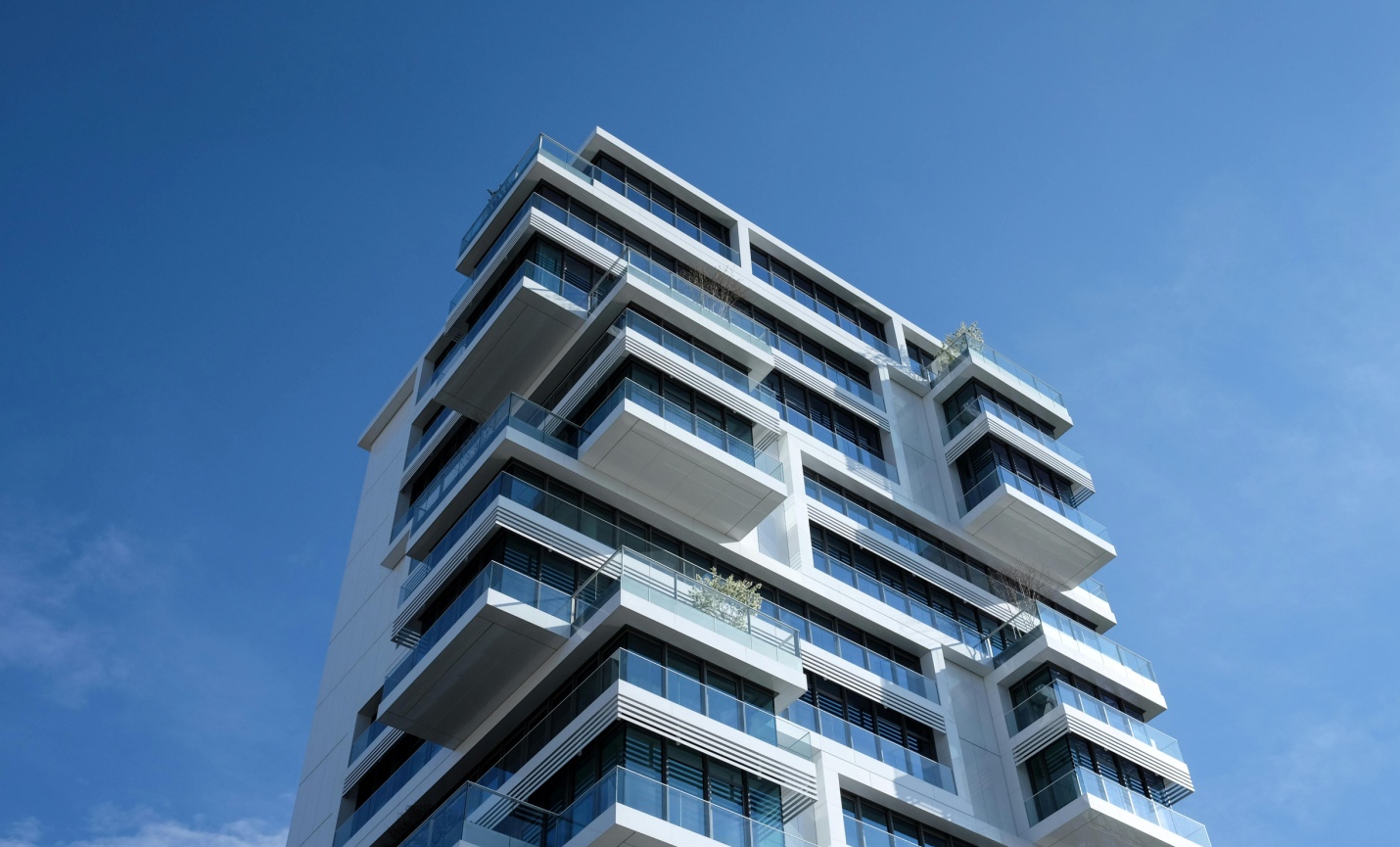 Condo Living vs. Townhouse Ownership: Key Differences Buyers Should Know
